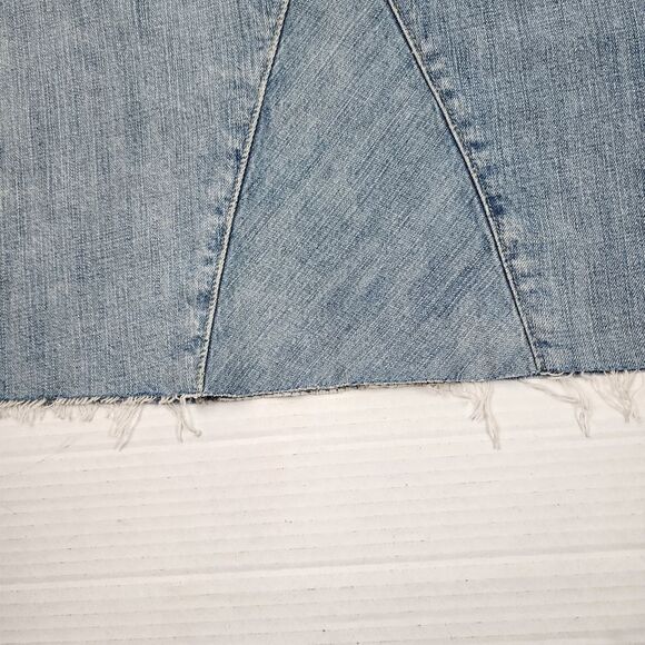 Gap Jeans Skirt Light Wash Blue Denim A-Line Knee Length Frayed Hem Size 6 - Picture 9 of 13